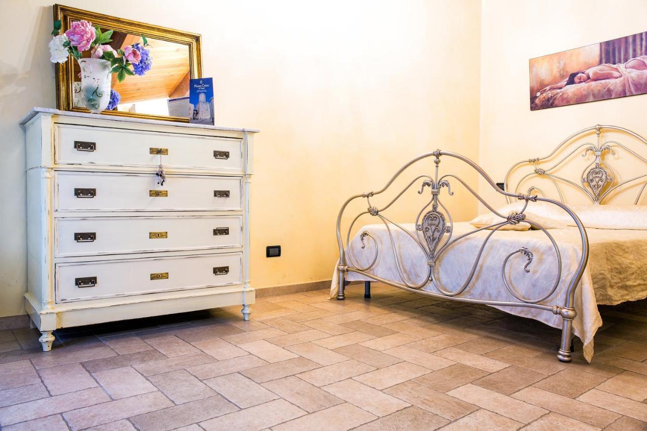 B&B Casa Fusco Fondi Eksteriør bilde