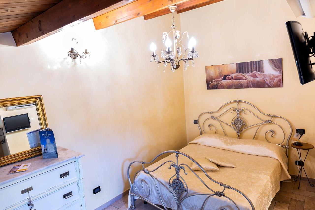 B&B Casa Fusco Fondi Eksteriør bilde